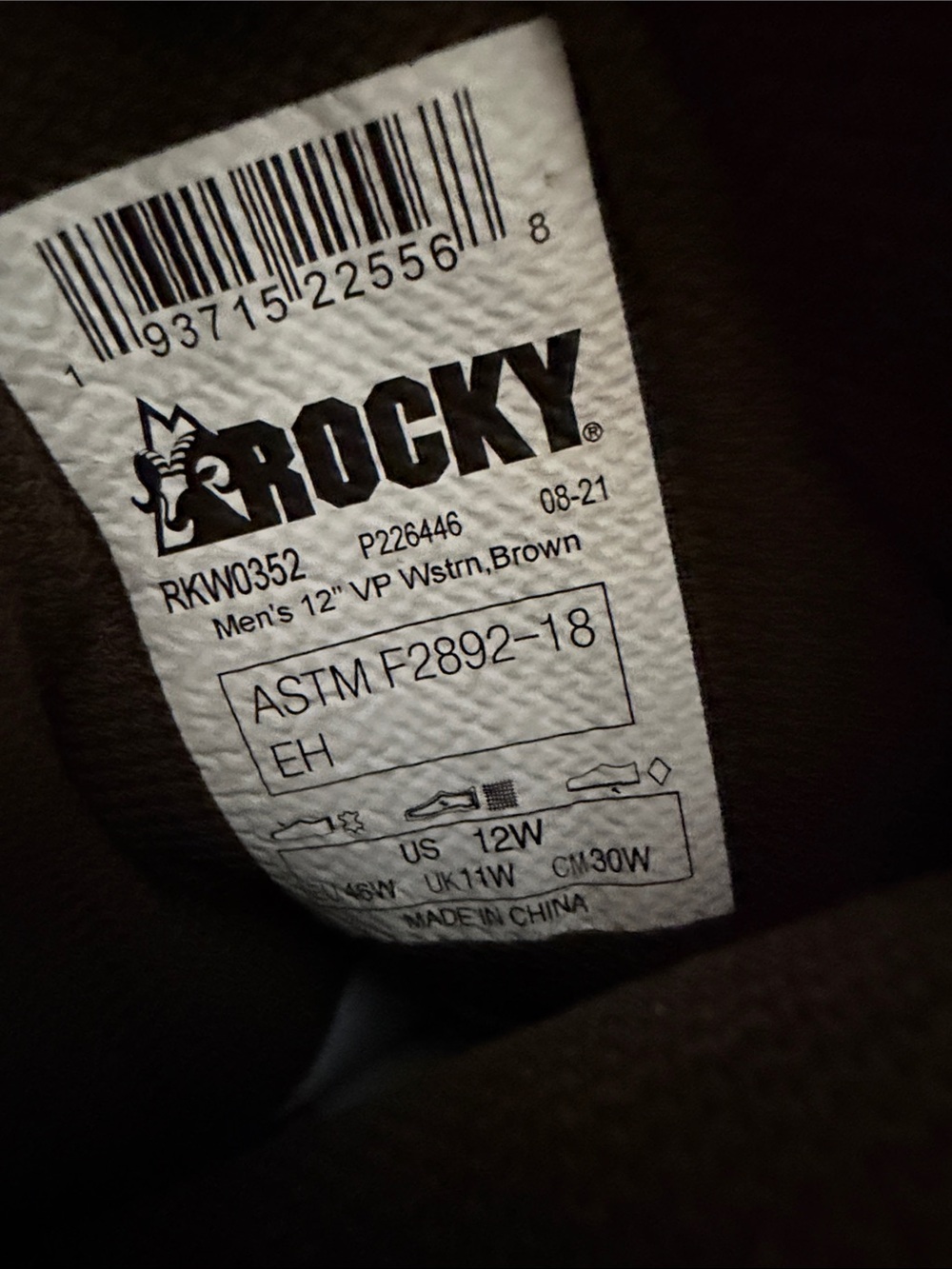 Men's Jacket Subcategory Identification - Picture 3 of 7